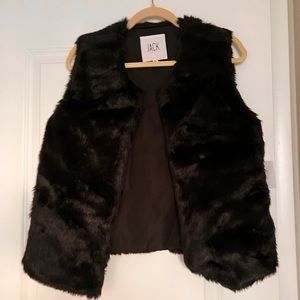 JACK black fur vest